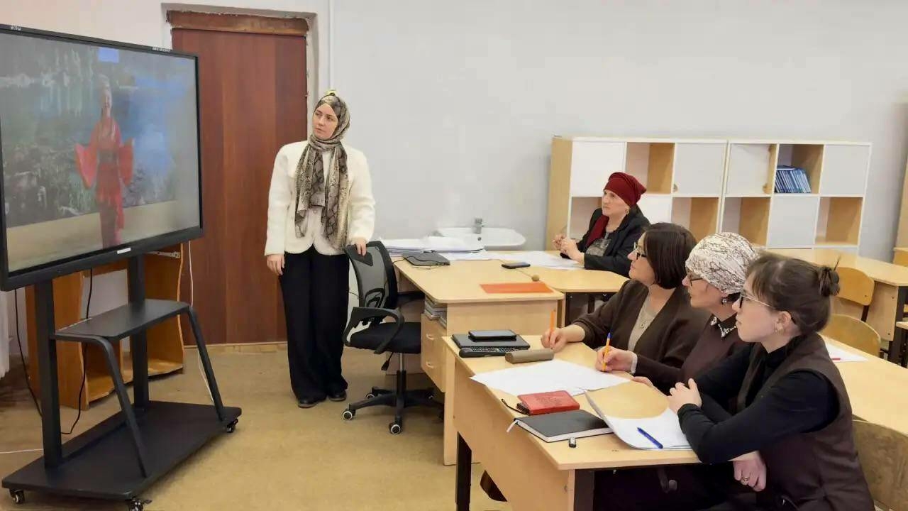 Чувашиядә «Тукай безнең йөрәкләрдә» шигырь укучылар бәйгесенең икенче этабы узды