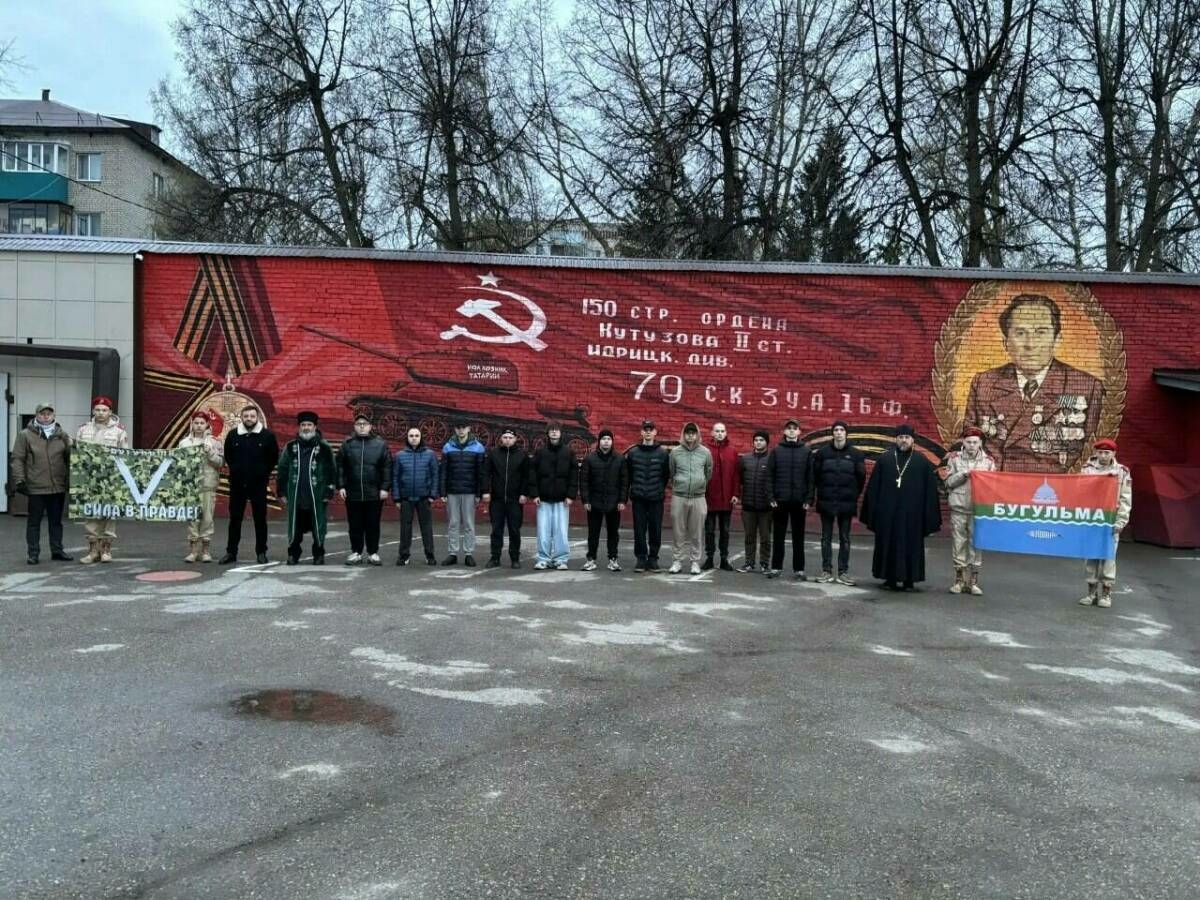 Бөгелмәдә хәрби хезмәткә чакырылучыларның икенче төркемен озаттылар