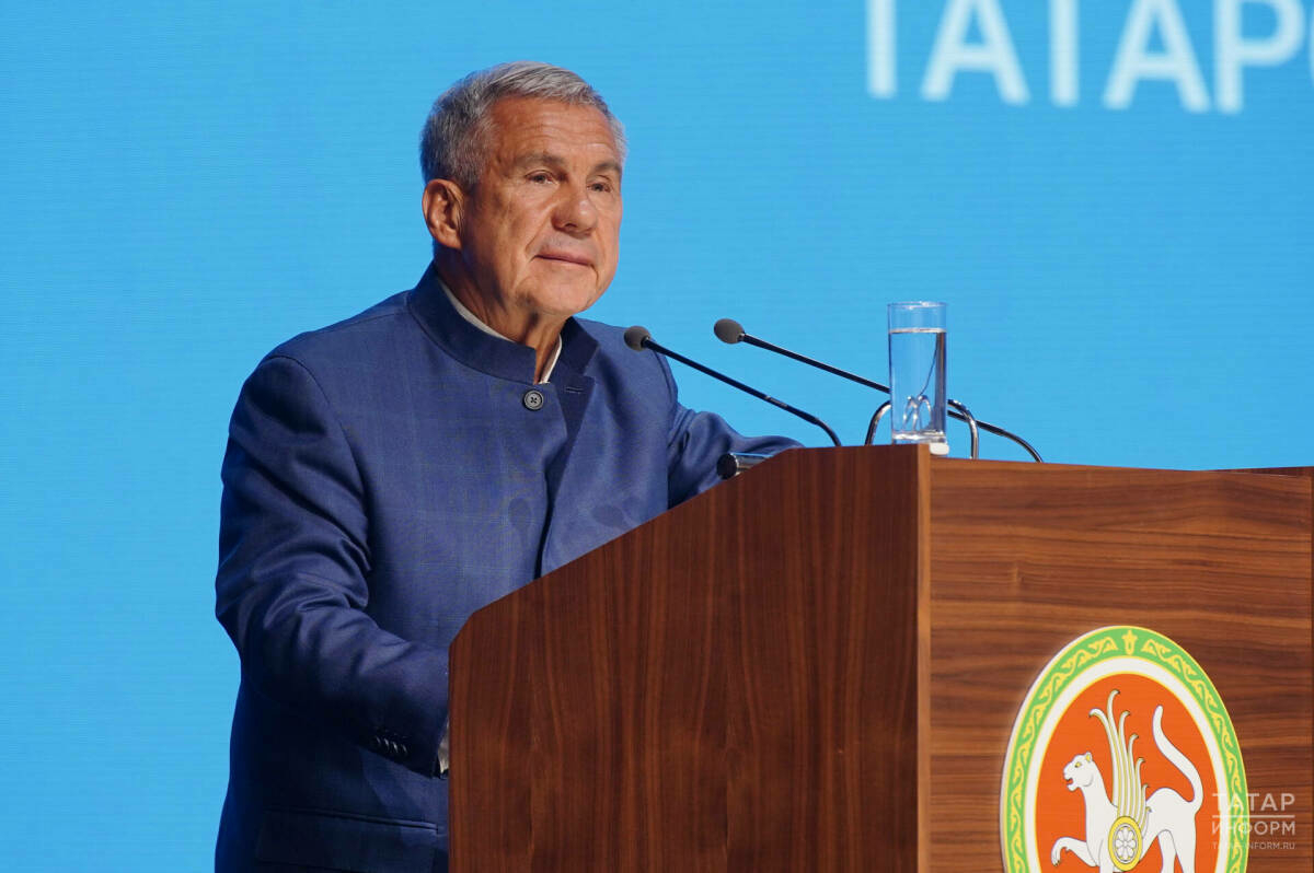 Миңнеханов: Үзәк универмагның бер бурычы - яшь буынга һөнәрчелек күнекмәләрен тапшыру