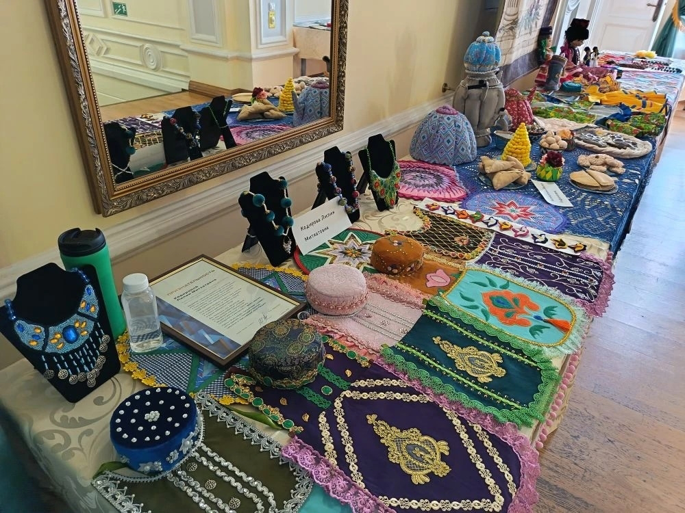 Төмән өлкәсендә «Этно-мода. Үткәннән киләчәккә» татар милли киемнәре бәйрәме узды