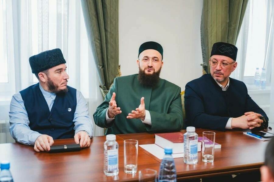 Мөселман китап кибетендәге хаталы тәрҗемәләр турында:Мәгънәне бозып тәрҗемә итү – җинаять