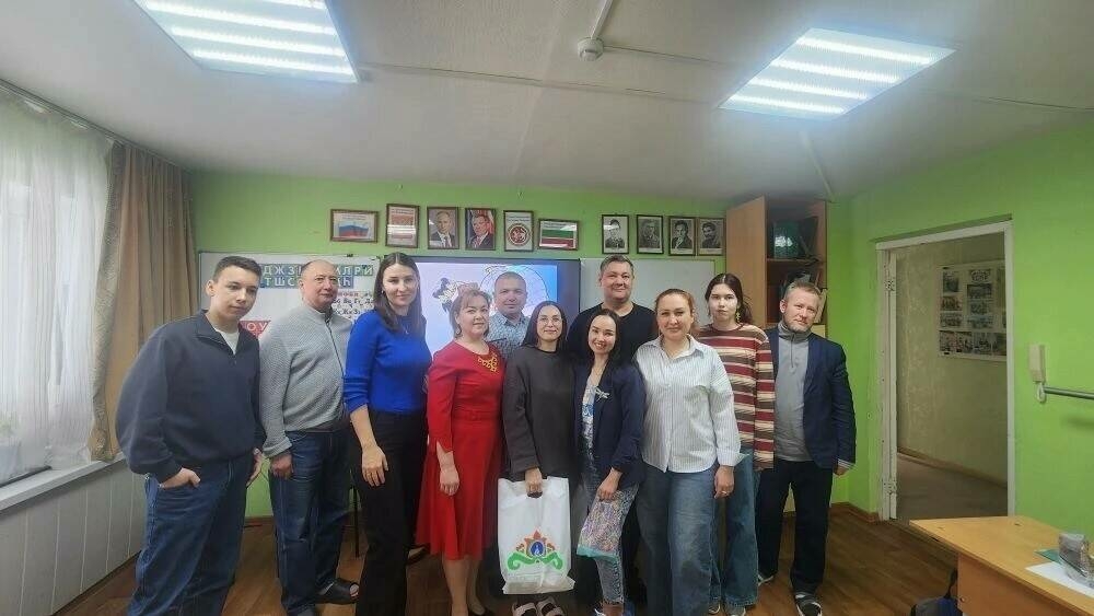 Сургут татар якшәмбе мәктәбендә чираттагы уку елын тәмамлау уңаеннан бәйрәм чарасы узган