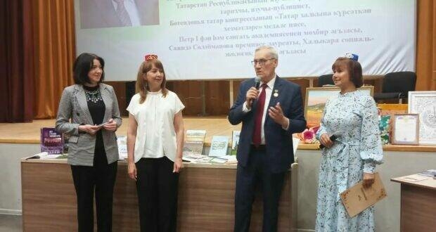 Азнакайда язучы Марсель Гариповның 80 яшьлек юбилеена багышланган кичә узды