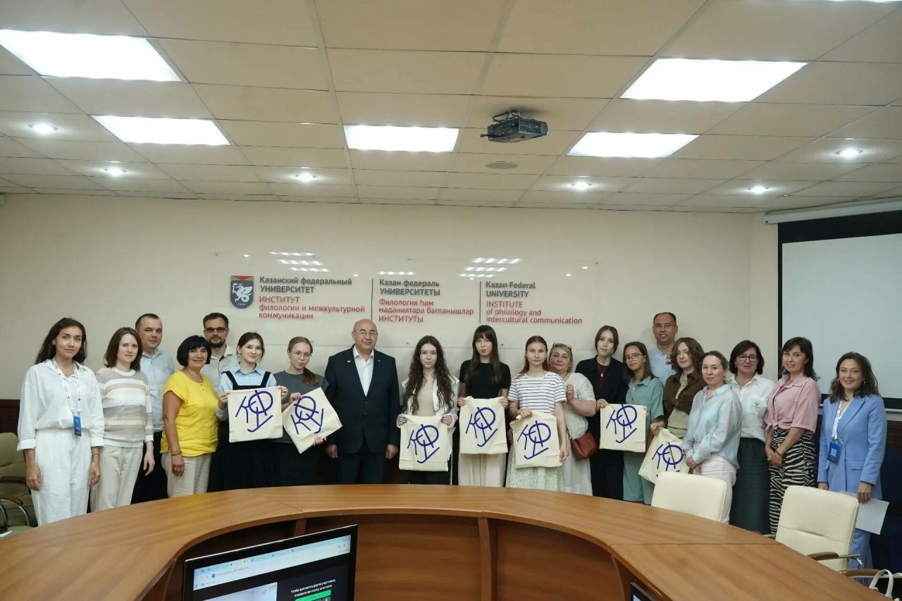 Имтиханны йөз баллга тапшырып – Филология һәм мәдәниятара багланышлар институтына
