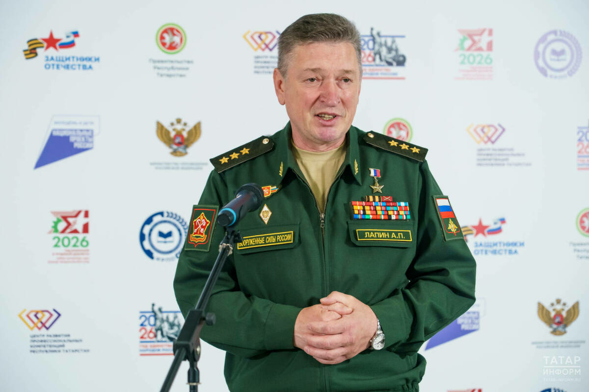 Генерал Лапин: 430нчы мотоукчы полкының шәхси составы үзен данга күмде