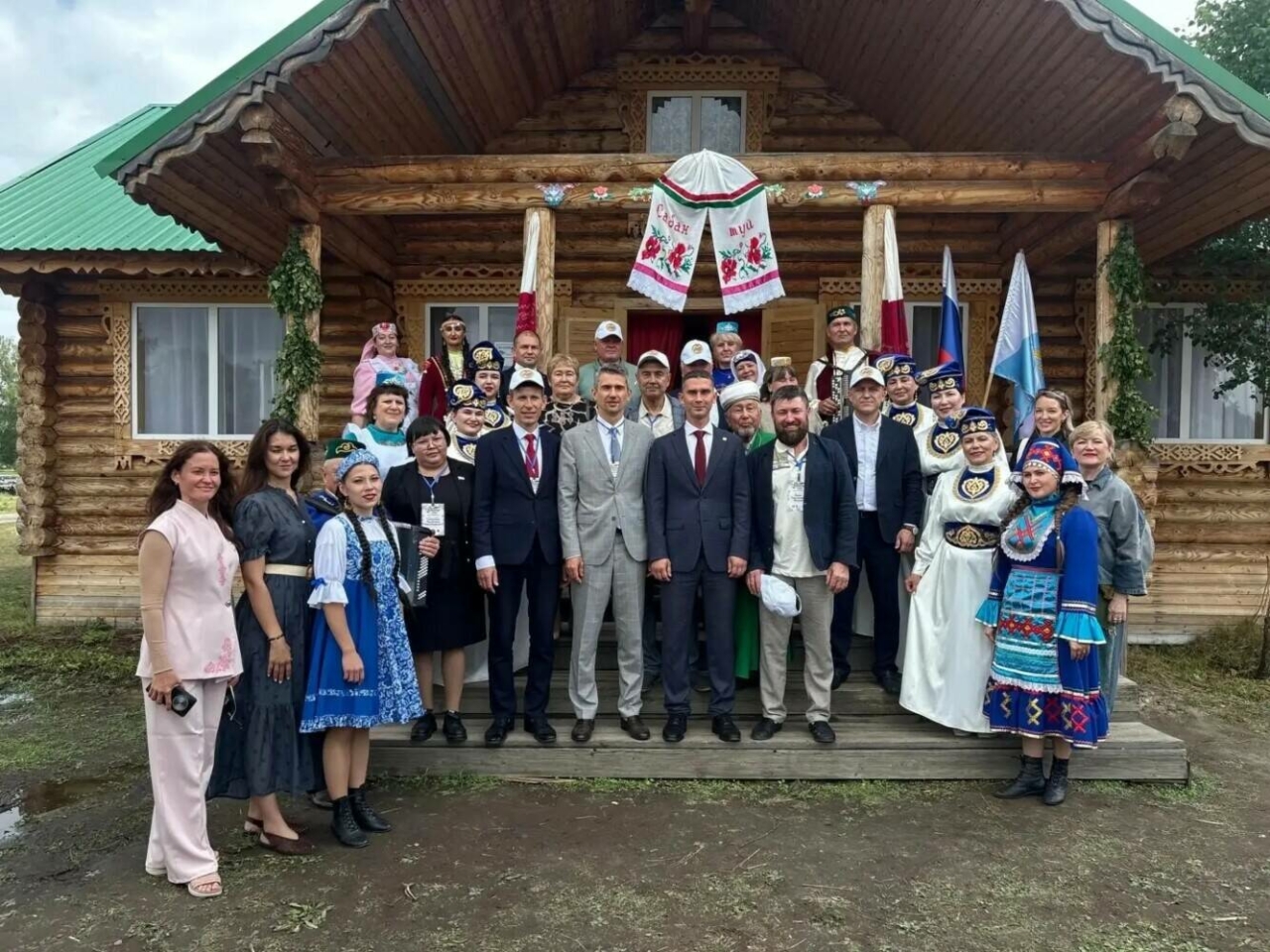 Курган өлкәсенең Әлмән авылында Сабан туе гөрләде