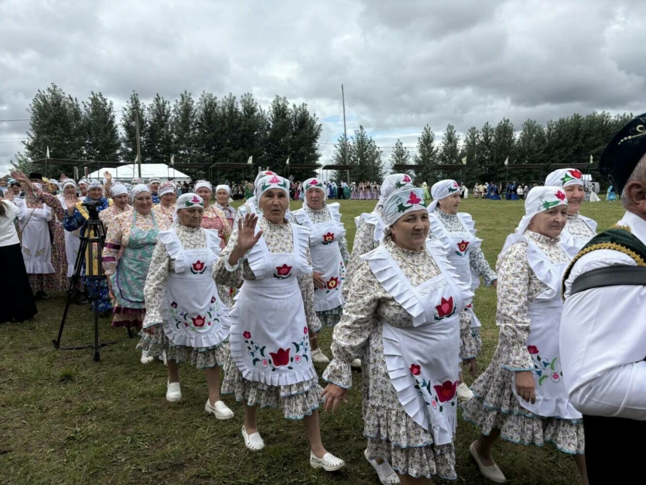 Балык Бистәсендә «Бистә шәле» хатын-кызлар һөнәрчелеге республика фестивале узды