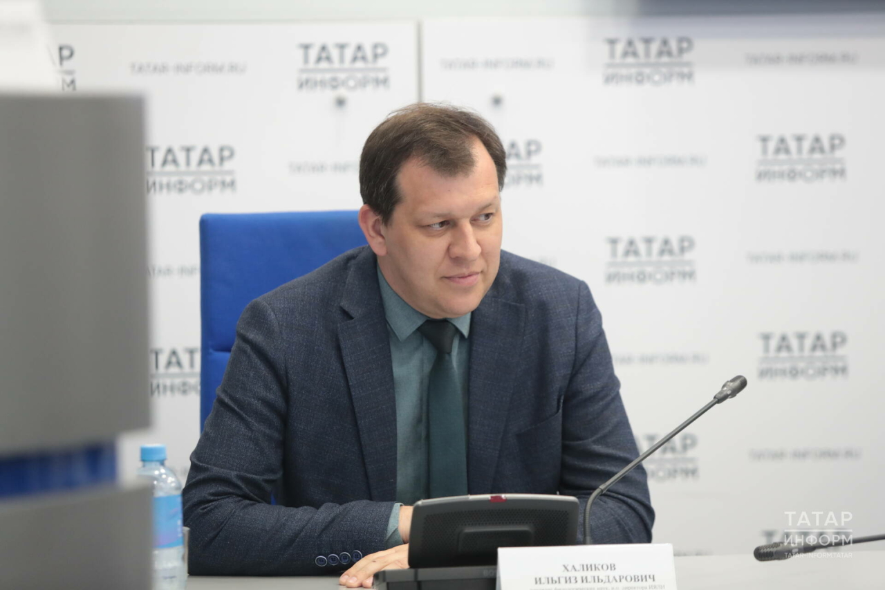 Казанда Идел буе һәм Урал лингвистикасы лабораториясе торгызылган