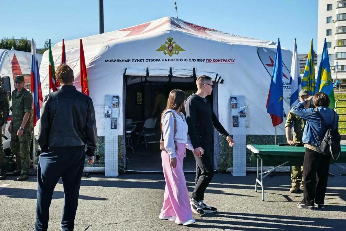 Республика көнендә контракт буенча хәрби хезмәткә сайлап алу пункты ачылды