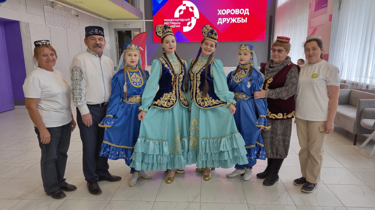 Марий Элда Россия халыклары телләре көне уңаеннан «Дуслык биюләре» акциясе узды